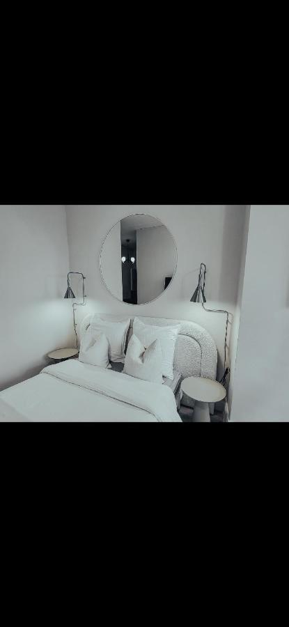 Suite Onega Lyon Exterior foto