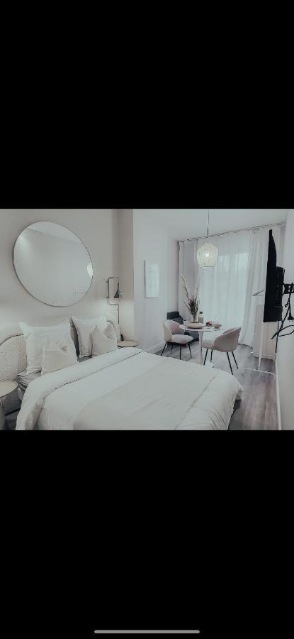 Suite Onega Lyon Exterior foto