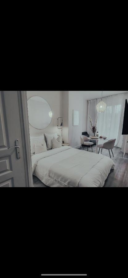 Suite Onega Lyon Exterior foto